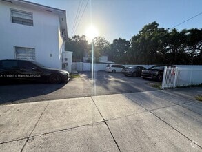 Building Photo - 2400 NW 25th Ave