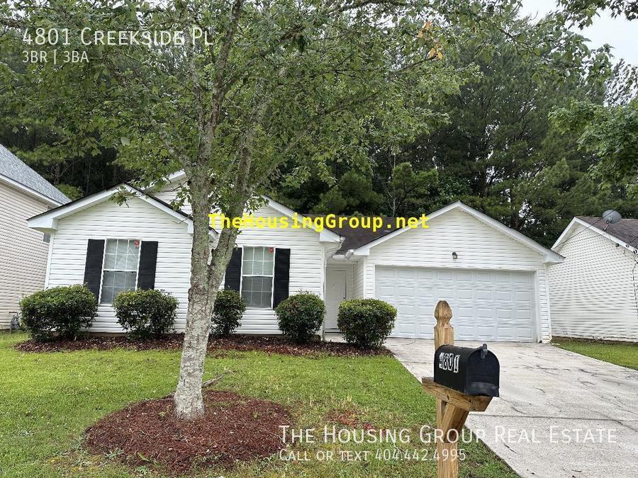 Primary Photo - 2 Year Lease For The Price Of 1 Year Lease...