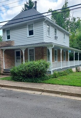 Photo - 2644 N Beechwood Pl (Arlington, VA) House