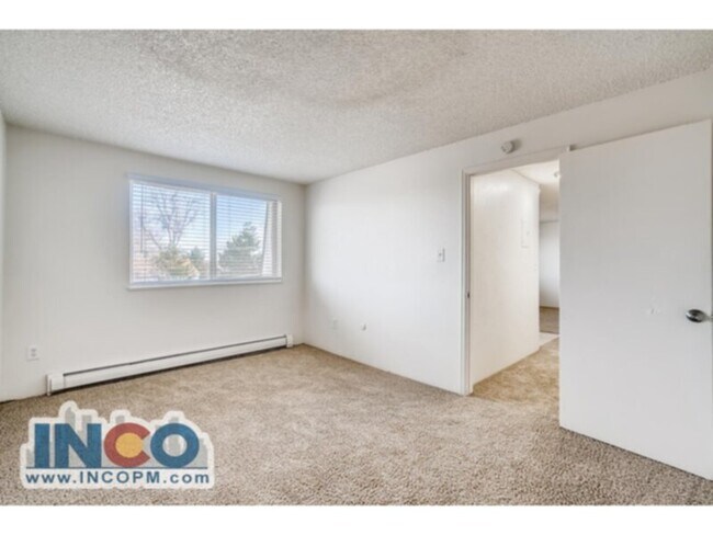 Foto del edificio - 1641 Ingalls St