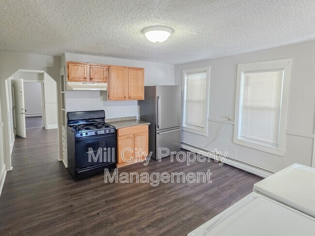 Foto del edificio - 343 Auburn St