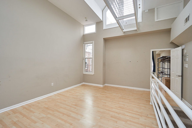 Building Photo - 1710 U St NW