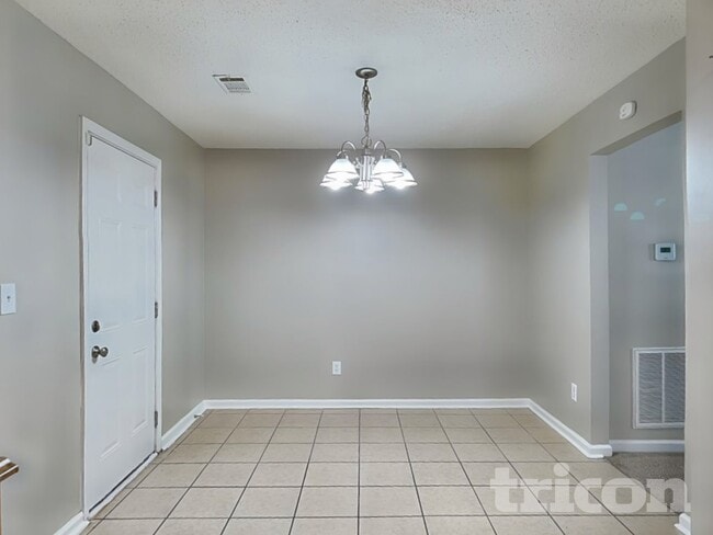 Building Photo - 4265 Reserve Hill Crossing