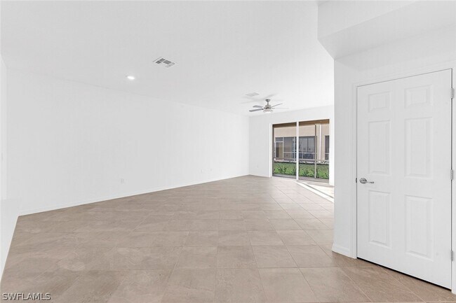 Foto del edificio - 2827 Blossom Wy