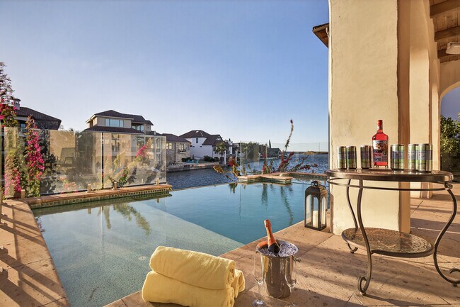 Building Photo - 127 Applehead Island Dr