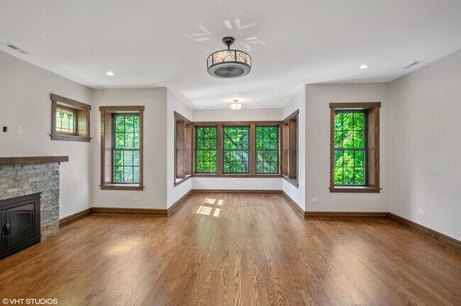 Foto del edificio - 5859 N Magnolia Ave