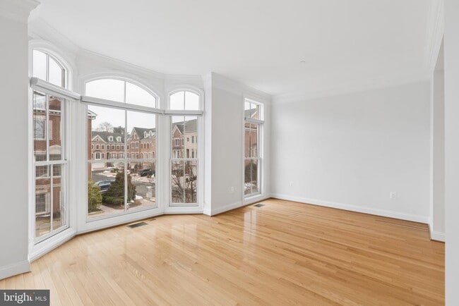 Foto del edificio - 7004 Eastern Red Cedar Ln