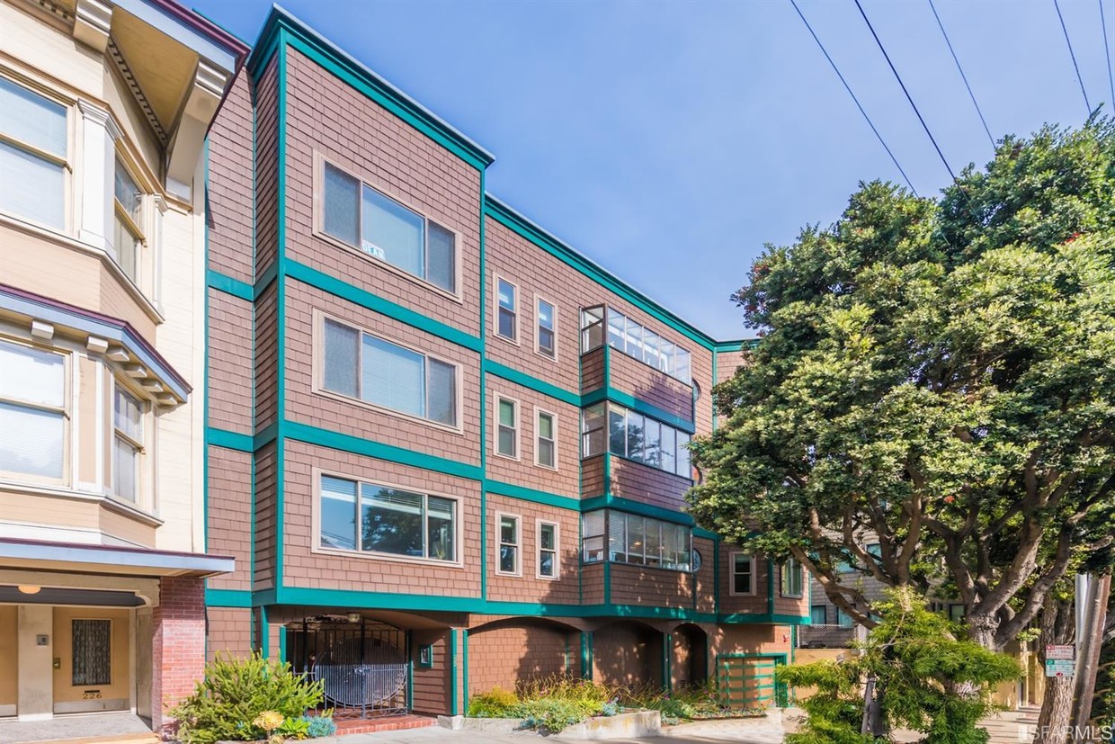 Primary Photo - 222 Parnassus Ave