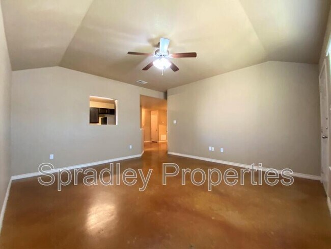 Foto del edificio - 1575 Chance Ct