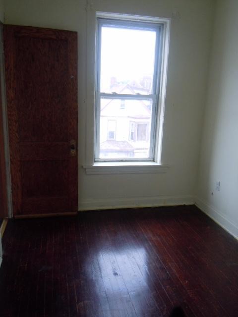Building Photo - 3535 W Medill Ave