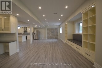 Building Photo - 165 Woodgate Pines Dr