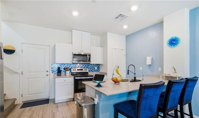Foto del edificio - 495 Blue Ridge Cove Ct
