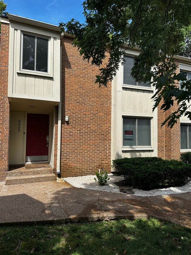 Photo - 6905 Highland Park Dr Townhome