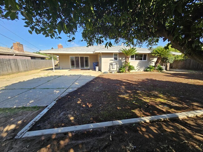 Foto del edificio - 835 S Sunnyside Ave
