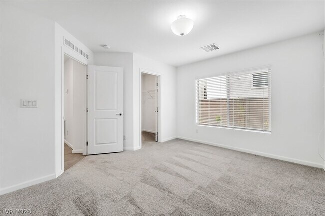 Foto del edificio - 7754 Misty Oaks Ave