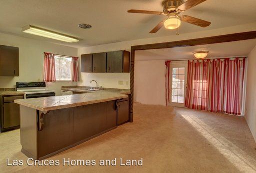 Building Photo - 1530 Camino del Rex