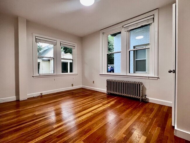 Building Photo - 281 Highland Ave