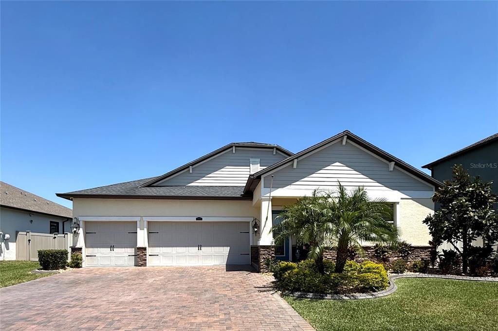Foto principal - 2751 Hilliard Dr