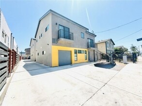 Building Photo - 25200 Frampton Ave