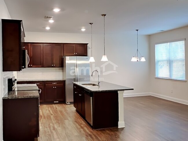 Building Photo - 126 Cobblestone Drive