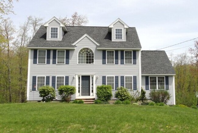 Foto del edificio - 17 Cottonwood Rd