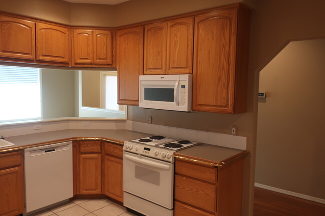 Building Photo - 466 Lower Daniels Dr