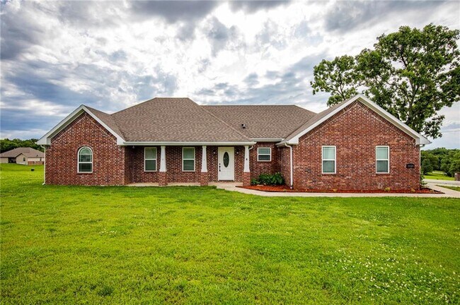 Building Photo - 10124 Raindrop Ln