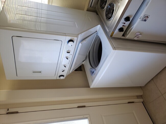 Foto del edificio - 1 Via Buena Vista