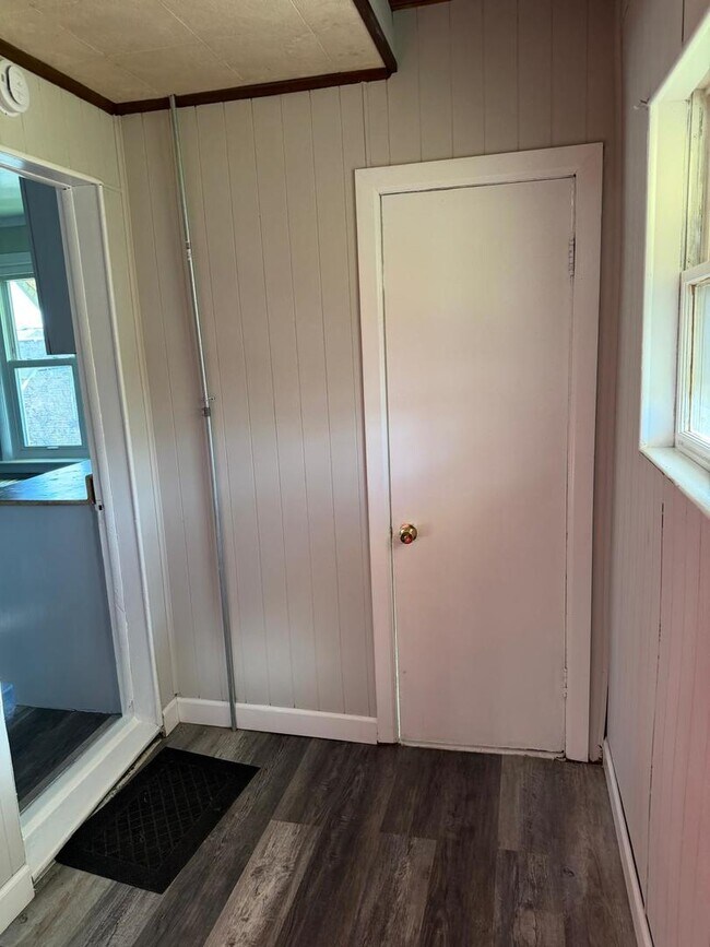 Foto del edificio - 930 S Victory St