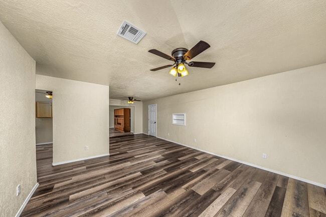 Foto del edificio - 1702 NW 45th St