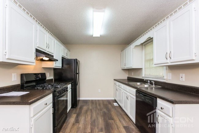 Building Photo - 156 Grady Ct