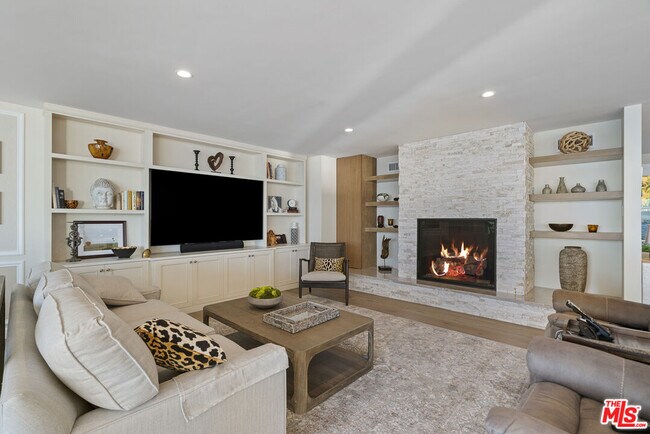 Foto del edificio - 27002 Malibu Cove Colony Dr