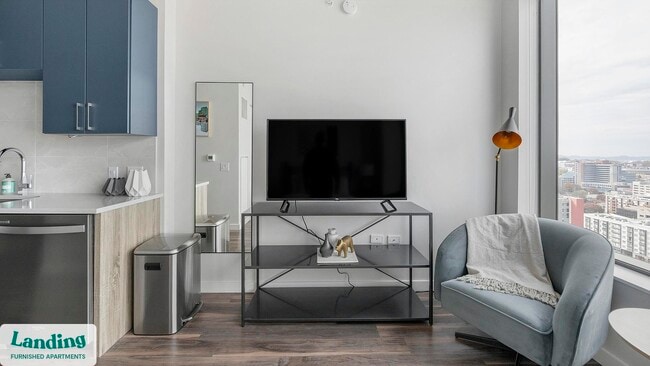 Building Photo - 2010 West End Ave