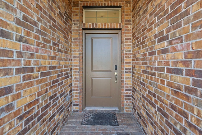 Building Photo - 1008 Nicole Way