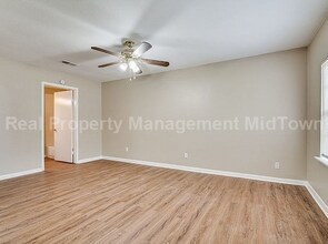 Building Photo - 222 Pecos St