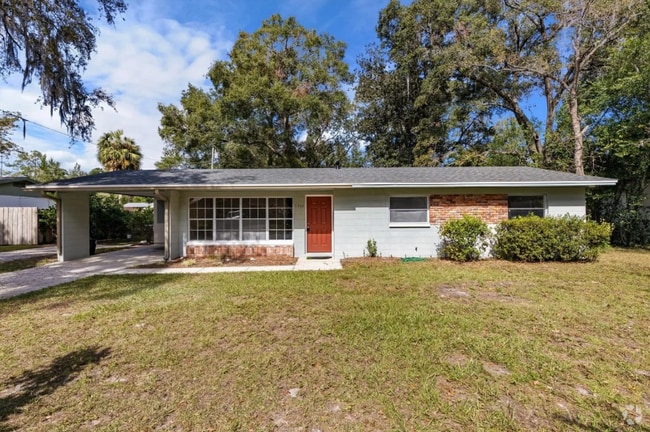 Building Photo - 3238 NW 52nd Pl