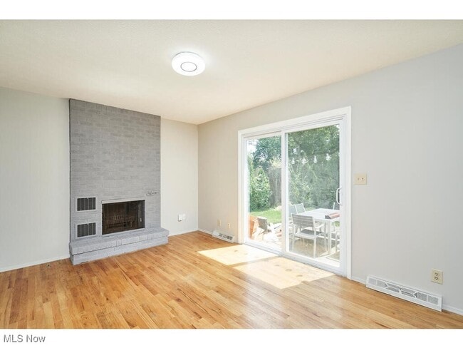 Building Photo - 2490 Coronado Ave