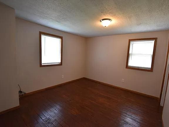 Building Photo - 117 E Louis St