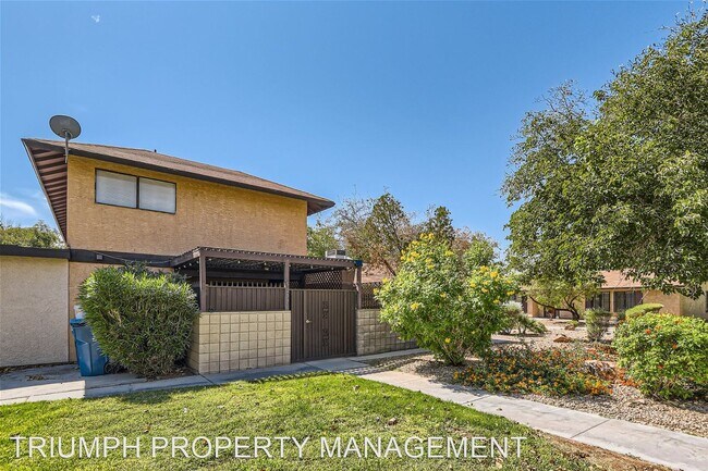 Foto del edificio - 3 br, 1.5 bath House - 5097 Village Dr