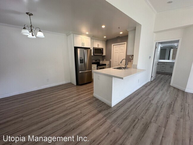 Building Photo - 2 br, 2 bath House - 2040 Las Colinas Circ...