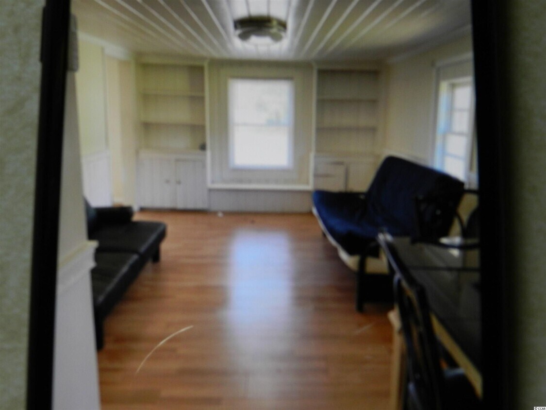 Building Photo - 4300 Summit Trail