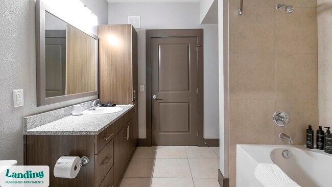 Foto del edificio - 14805 Grisby Rd