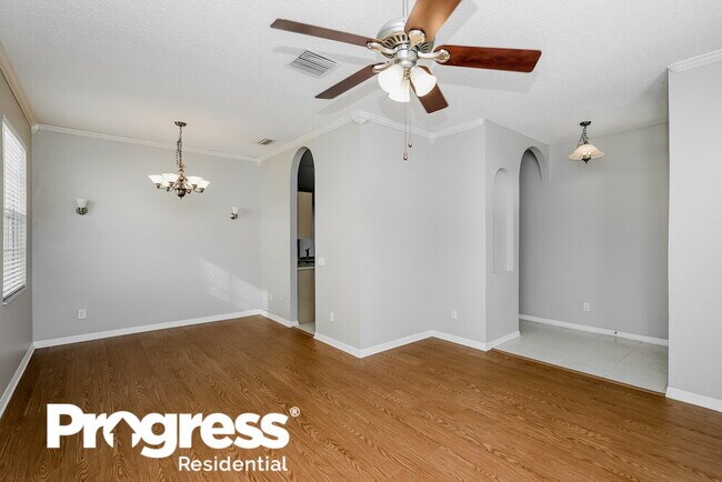 Building Photo - 1231 Loretto Cir
