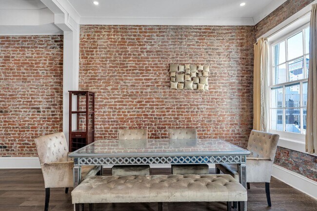 Foto del edificio - 331 Decatur St
