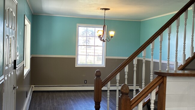 Building Photo - 1014 Circle Dr