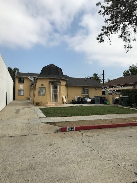 Building Photo - 435 W Acacia Ave
