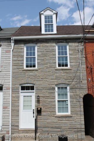 Building Photo - 31 1/2 Caroline St