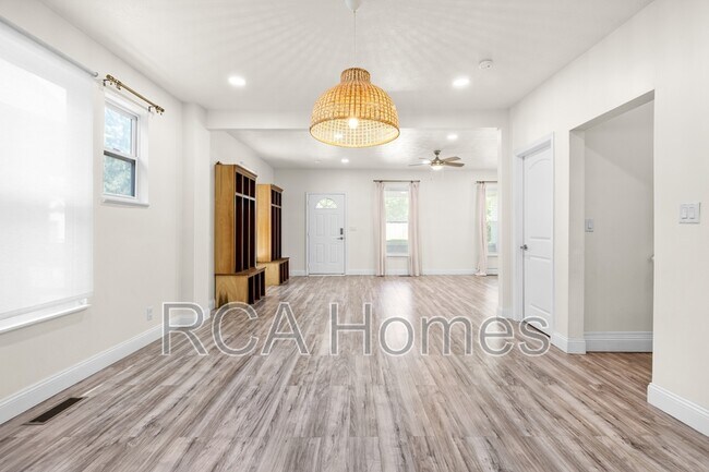 Foto del edificio - 37 N Gray St