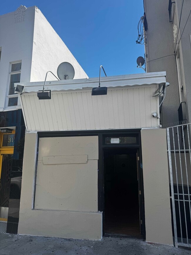 Building Photo - 3173 21st St