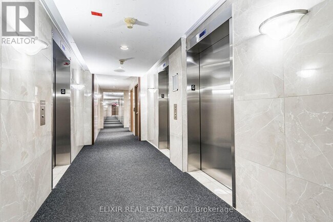 Photo du bâtiment - 135 Hillcrest Ave